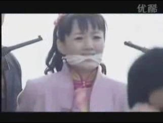 雪中红