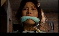 熊英