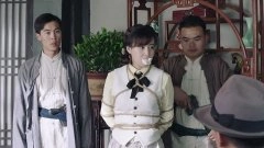 戴笑盈*
