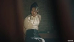 黄婷