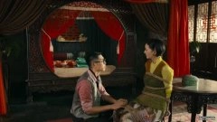 李依玲