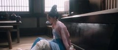 何泓姗